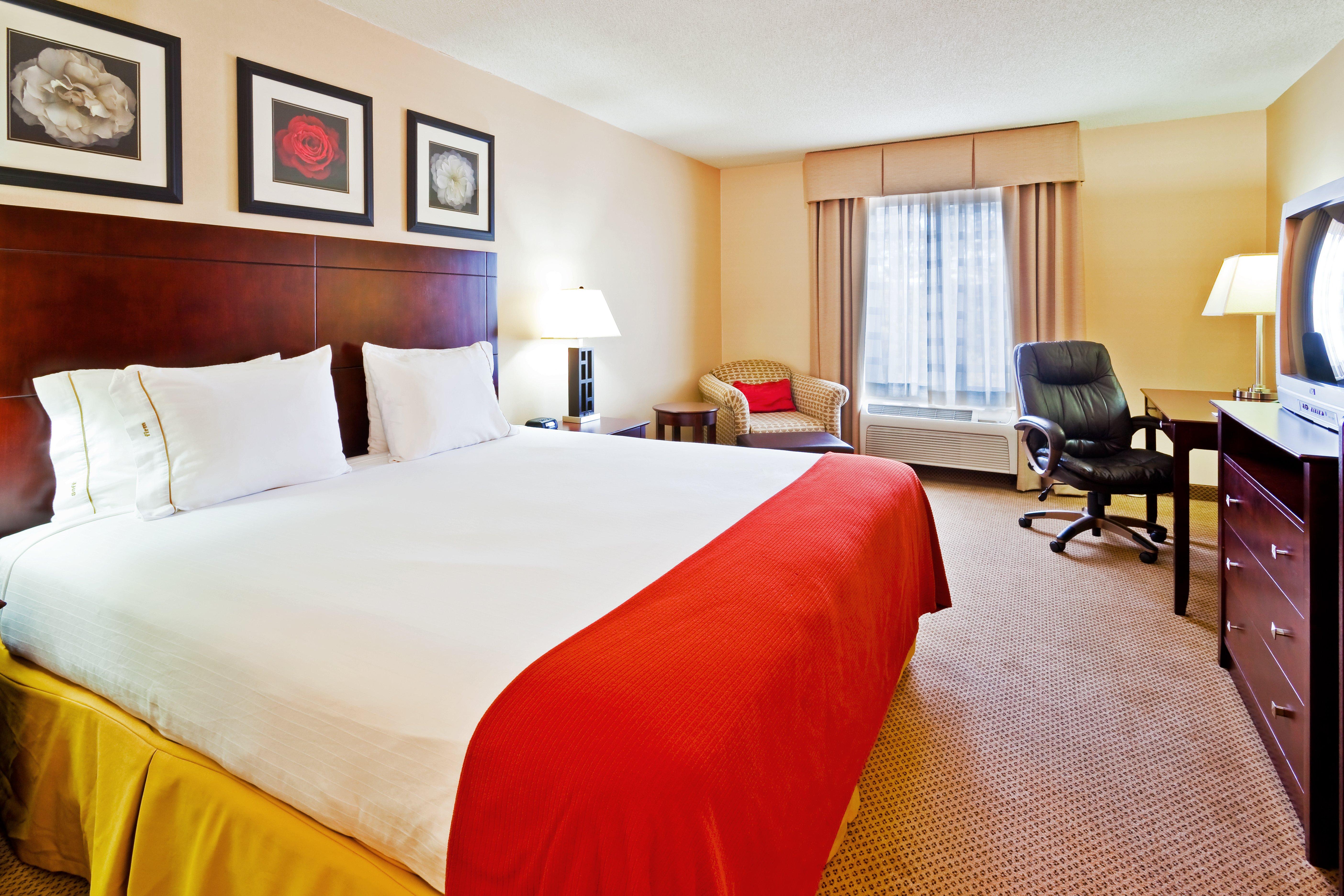Holiday Inn Express Hotel & Suites Dickson By Ihg Exterior photo